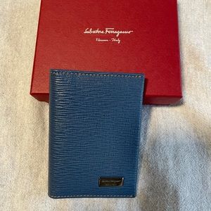 Brand New Salvatore Ferragamo Dutch blue leather cardholder.